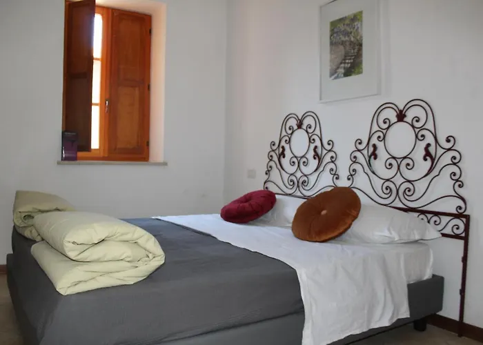 Ghirardini 2* Corniglio